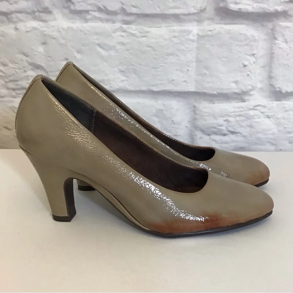 AEROSOLES “tapestry” pumps